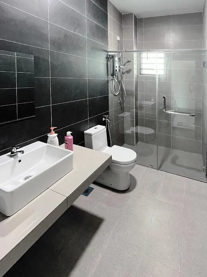 Holiday home Low Season Promotion! 4B12B Mountainville Bungalow Ipoh
