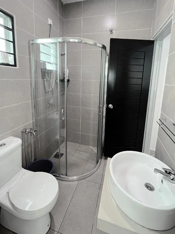 Low Season Promotion! 4B12B Mountainville Bungalow Ipoh Malezya